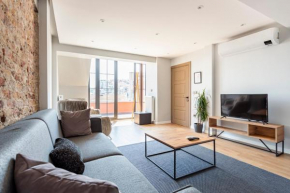 Comfortable apartment with private terrace